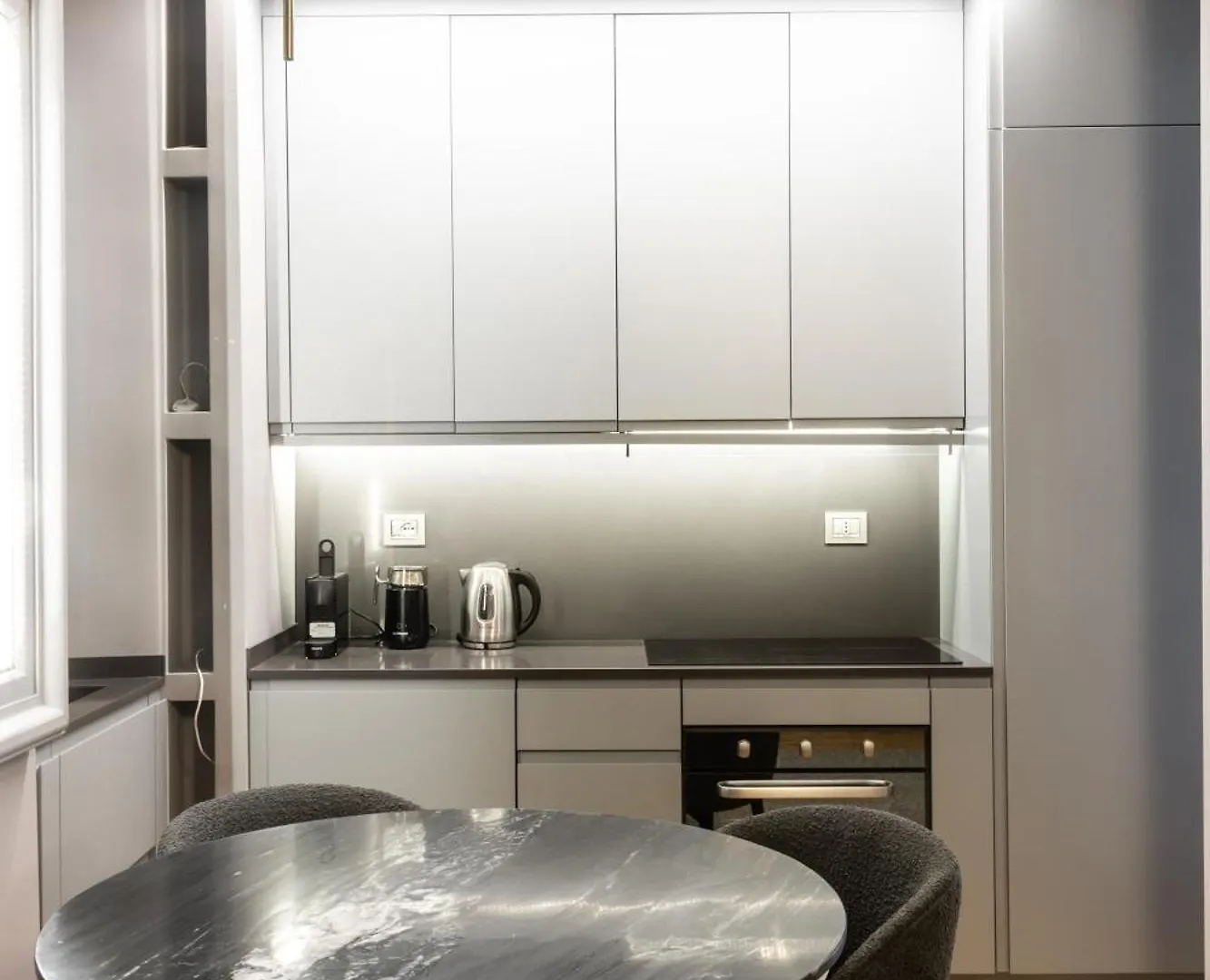 Rome Bridge Apartment