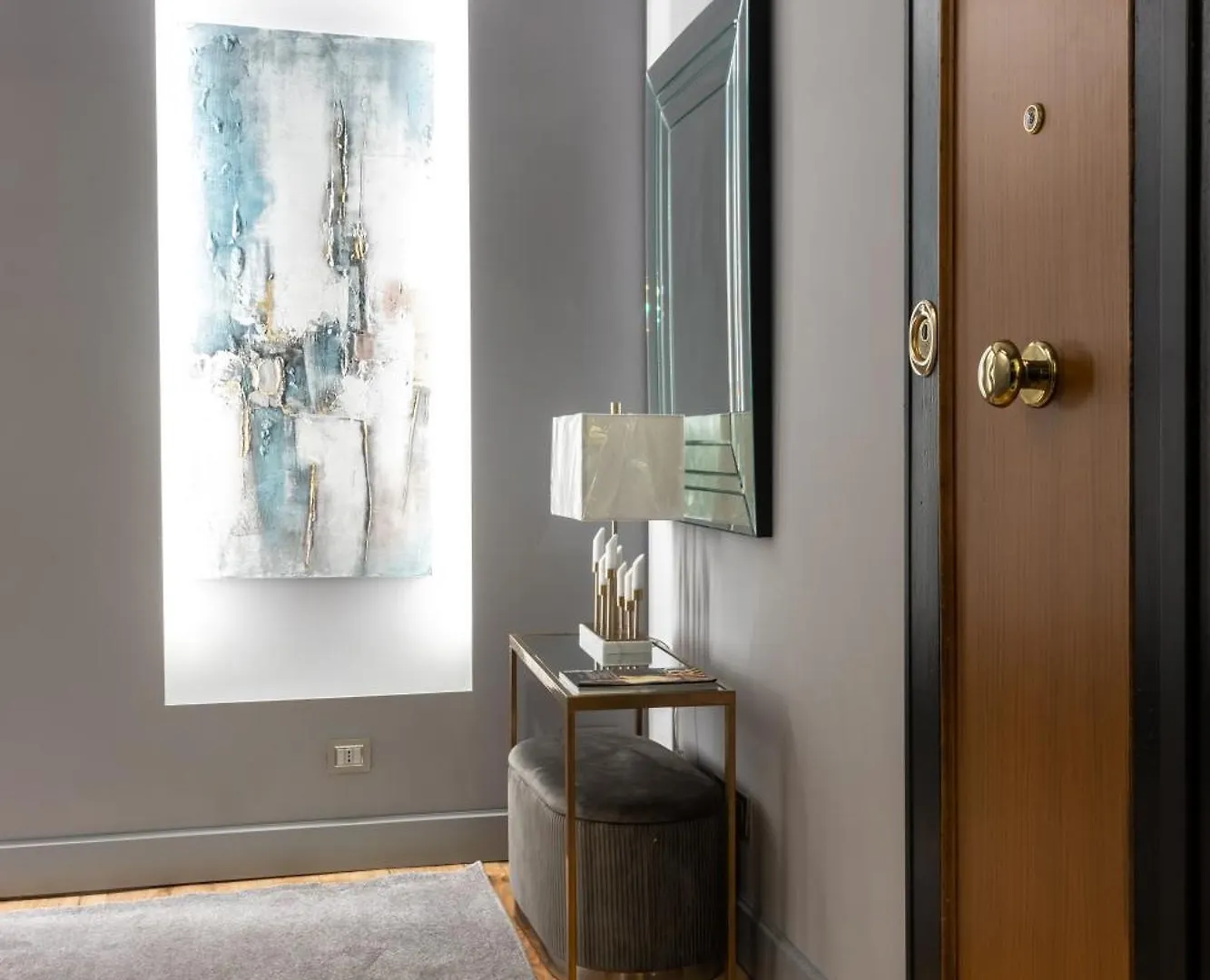Rome Bridge Apartment